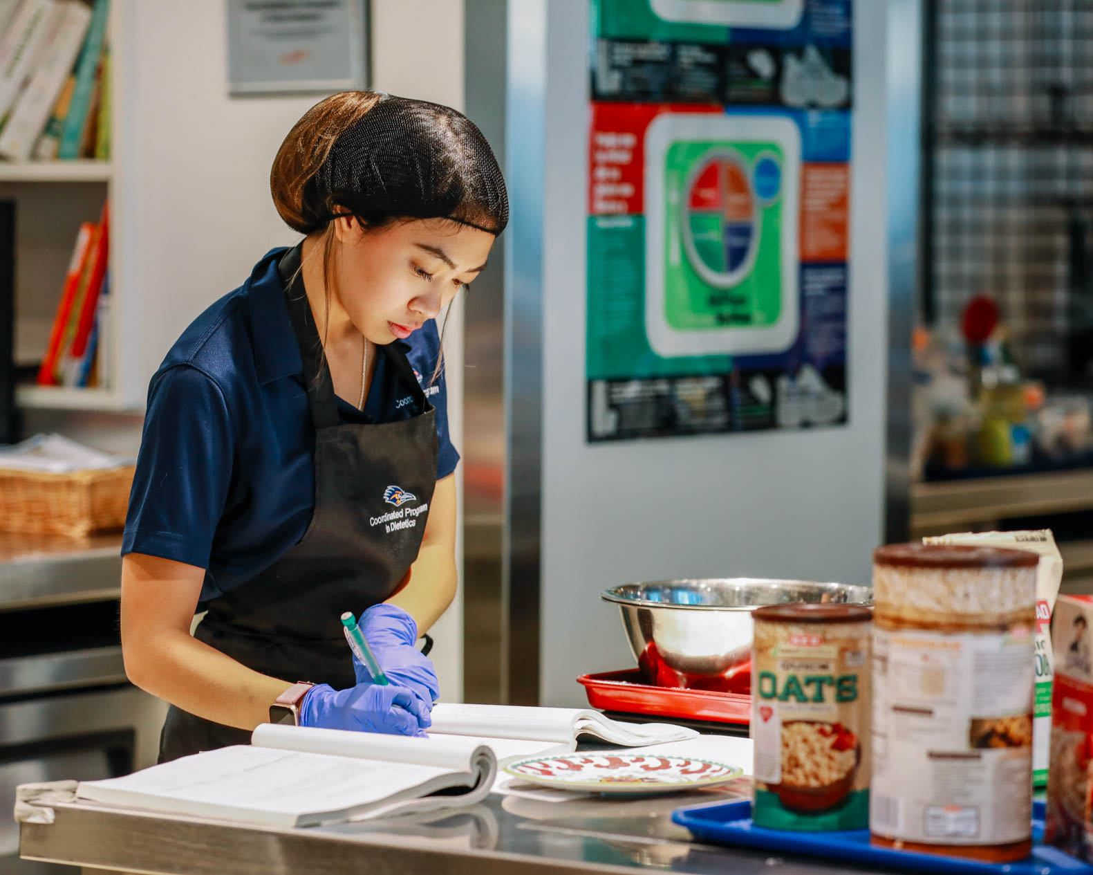 Nutritionist Elisa Garza prepping food